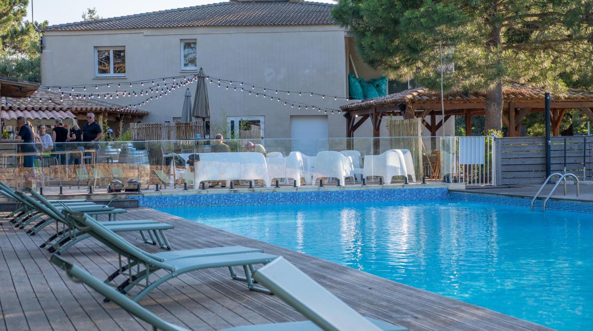 Fiori Di Cala Rossa Residence Hoteliere Lecci Exterior photo